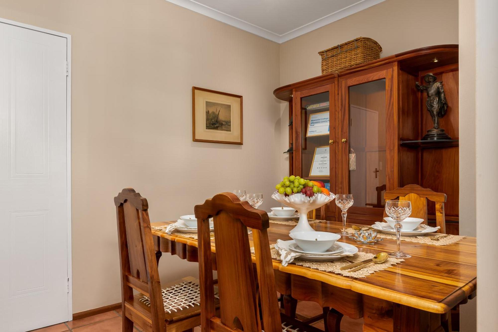 Meerendal Cottage-Affordable Luxury-Private Garden With Pool & Hot Tub Cidade Do Cabo Exterior foto